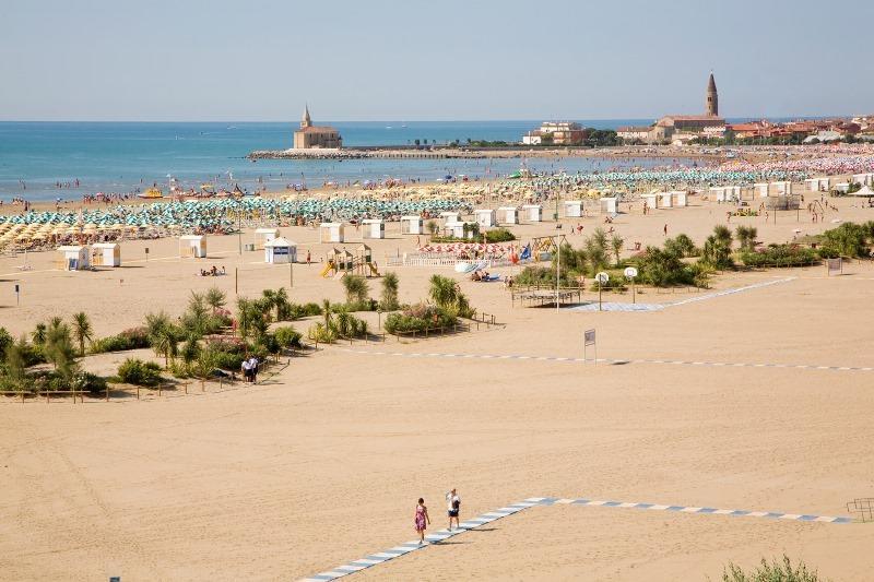 Hotel Panoramic Каорле Экстерьер фото
