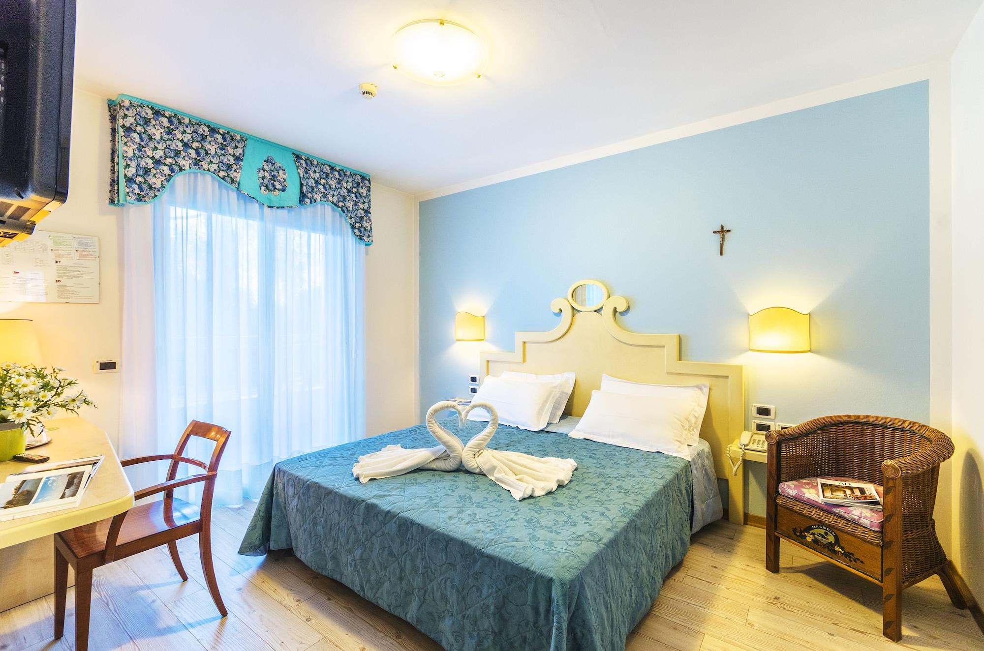 Hotel Panoramic Каорле Экстерьер фото