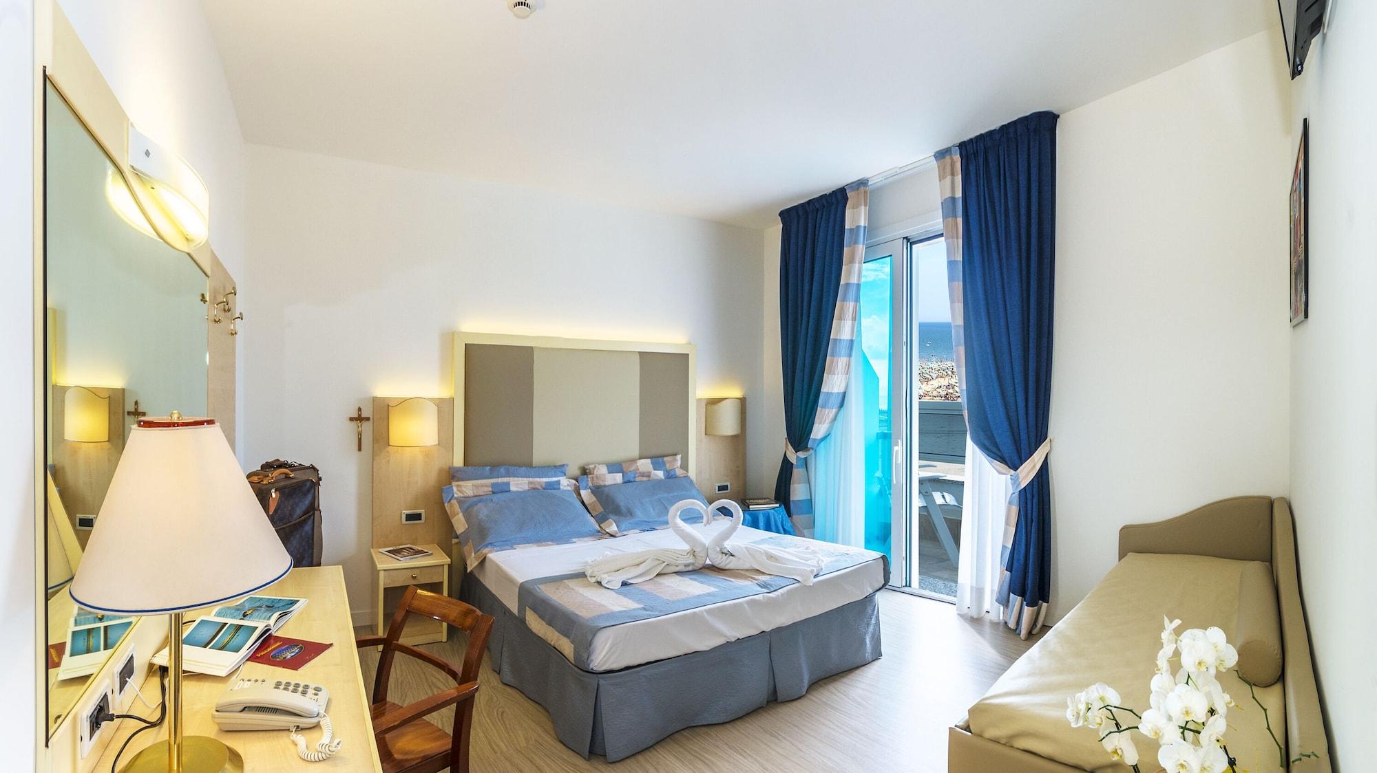 Hotel Panoramic Каорле Экстерьер фото