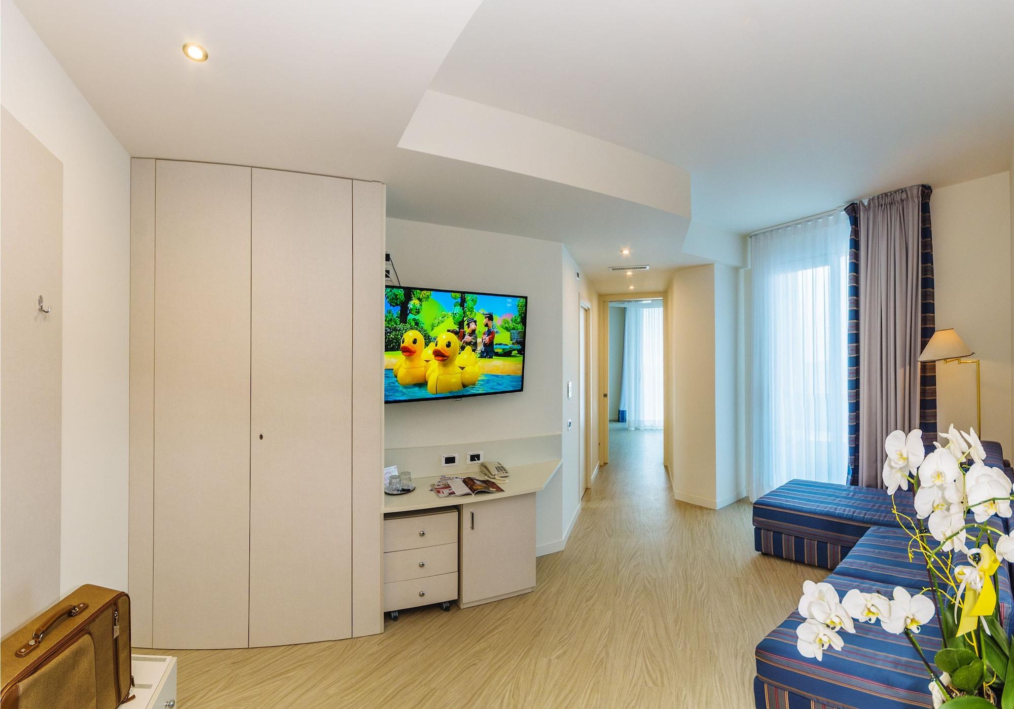Hotel Panoramic Каорле Экстерьер фото