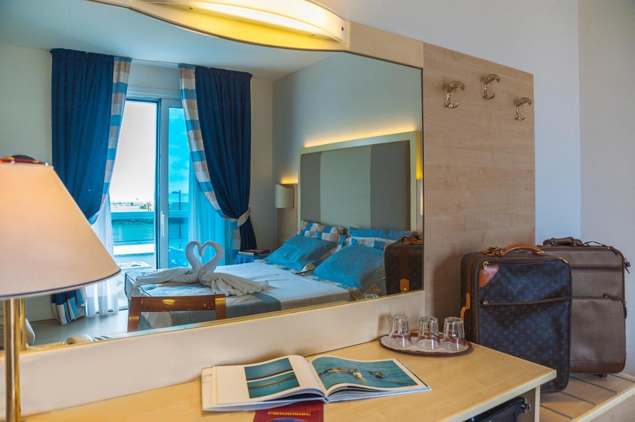 Hotel Panoramic Каорле Экстерьер фото