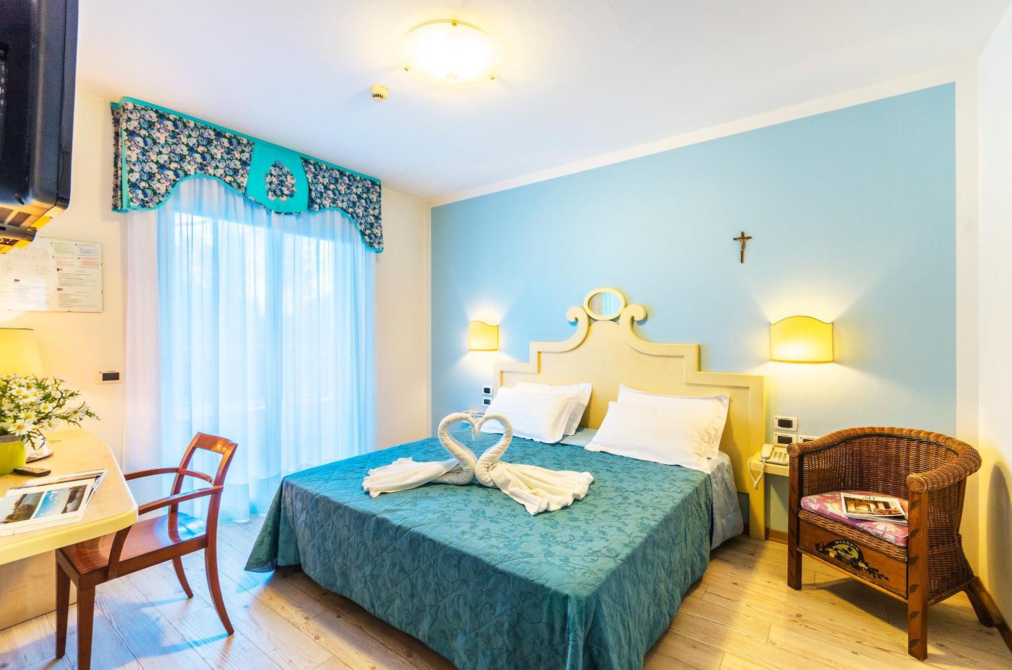Hotel Panoramic Каорле Экстерьер фото