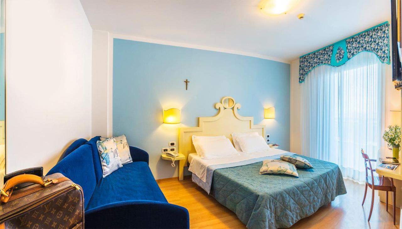 Hotel Panoramic Каорле Экстерьер фото