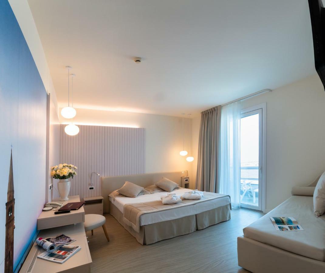 Hotel Panoramic Каорле Экстерьер фото